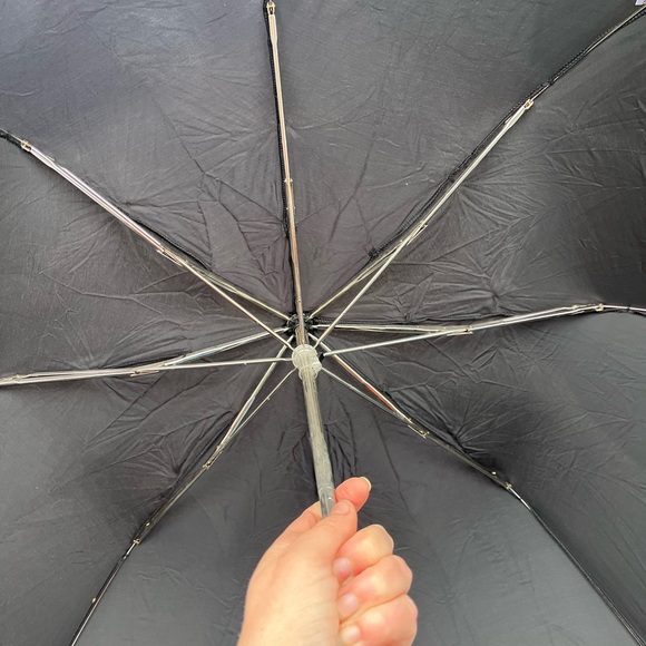 Vintage COCO CHANEL Patent Leather Umbrella Holder w/Chain and Umbrella - Picture 10 of 13